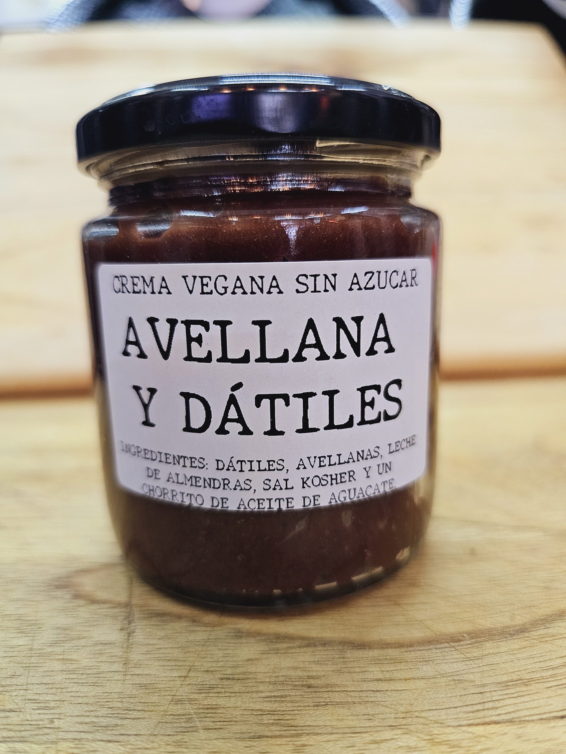 Crema de avellanas con dátiles 8oz (nutella sana)