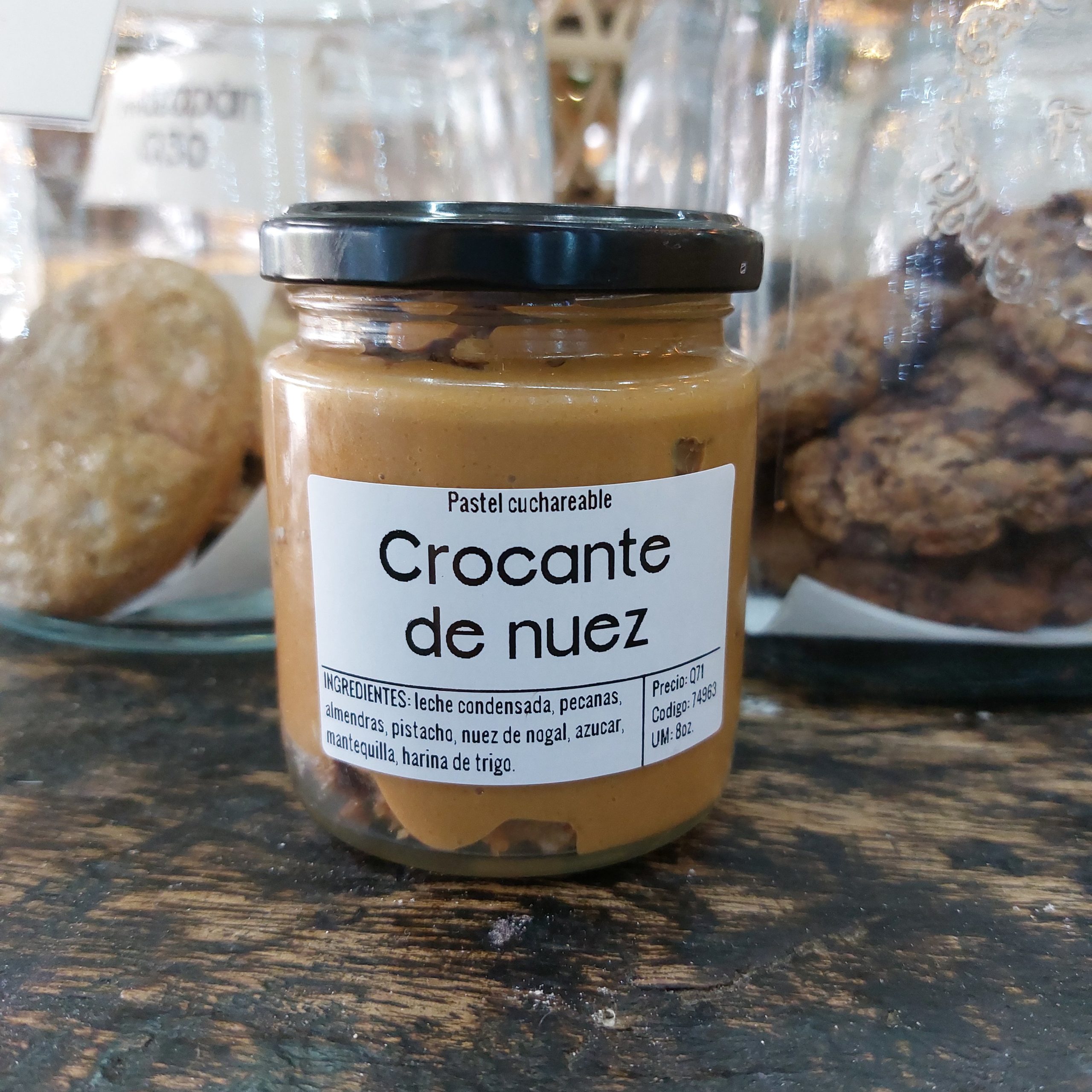 Pastel Crocante de nuez 8onz.